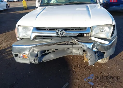 2002 Toyota 4Runner Sr5 V6 z USA, uszkodzony, nr VIN JT3GN86R320231910